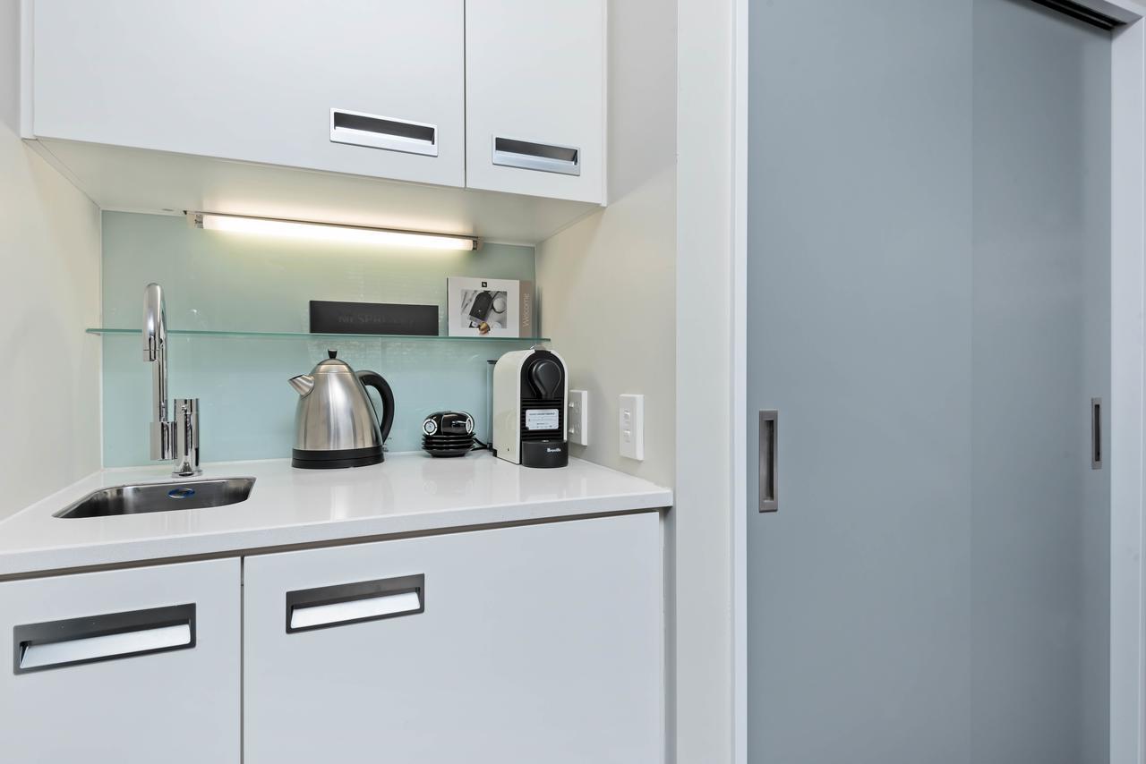 Swiss-Belsuites Pounamu Distretto di Queenstown Esterno foto Kitchenette