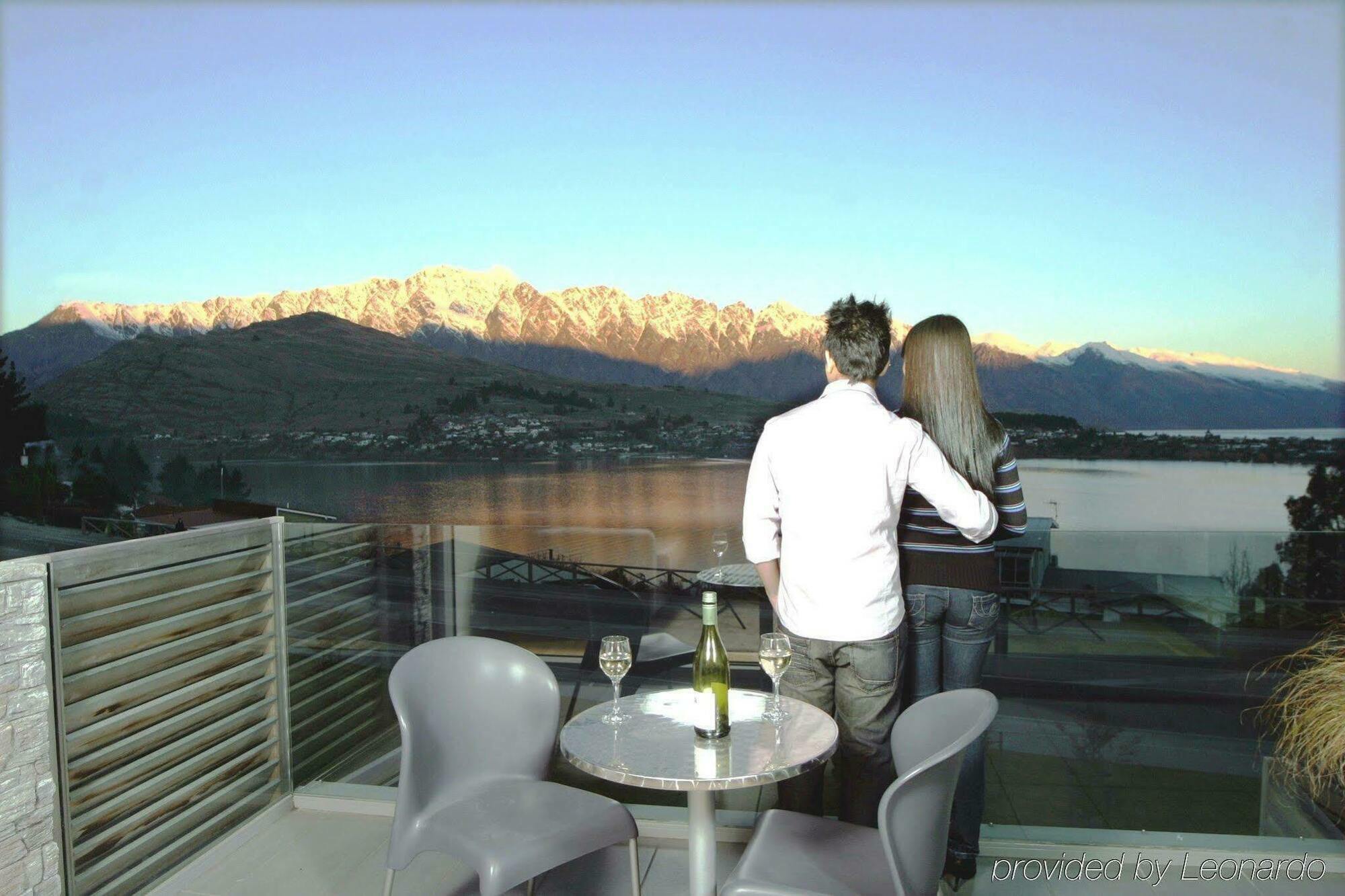 Swiss-Belsuites Pounamu Distretto di Queenstown Ristorante foto View from the rooftop